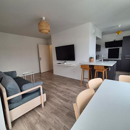 Appartement Les Portes Du Stade Saint-Denis-en-Margeride Exterior foto
